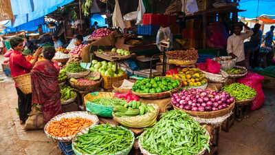 Mom! I don’t want cabbage! Throw it! |