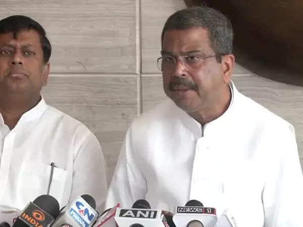 Pradhan stresses need to raise Gross Enrolment Ratio in higher education to 50% by 2035, ET Education