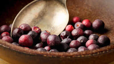 Top health benefits of falsa: 6 cooling recipes to beat the heat, control diabetes, and soothe urinary infections |