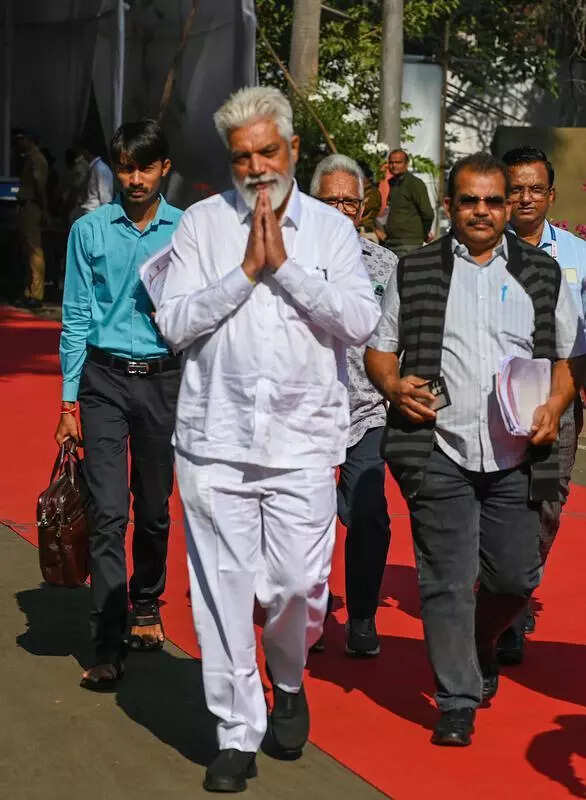 Govt will amend law to curb unregulated school fee hikes, charges, ETEducation