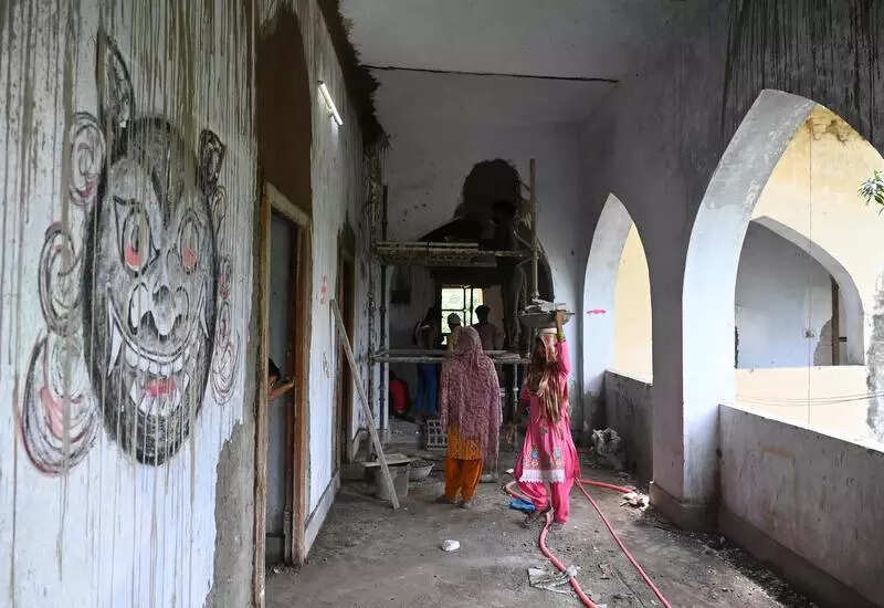 114-year-old Arts College in Lucknow set to get a modern makeover with Rs 5 crore grant, ETEducation