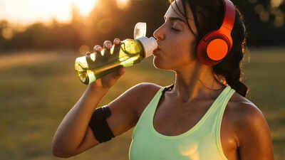 How much water should you really drink daily? – Busting the 8 glasses myth |