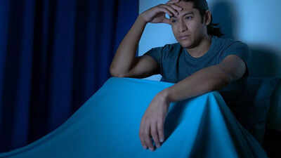 Why you keep waking up between 3 and 5 AM: What it really means |