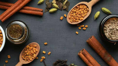 Control blood sugar levels at home with natural herbs |