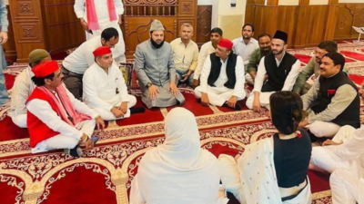 ‘Hurts Islamic sentiments’: BJP slams Dimple Yadav’s attire at mosque; Akhilesh fires back | India News