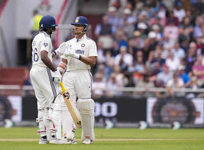 ‘Sai, ball jaane toh de yaar’: Yashasvi Jaiswal pleads Sai Sudharsan to keep an eye on field position – Watch | Cricket News