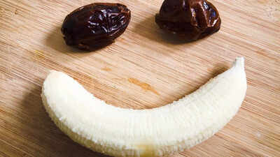 Bananas or dates? The healthier snack choice for managing blood sugar and gut health |