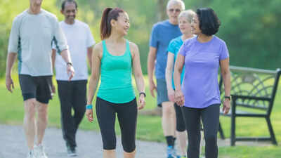 Empty stomach walk vs post-meal walk: Which works better for weight loss and blood sugar control |