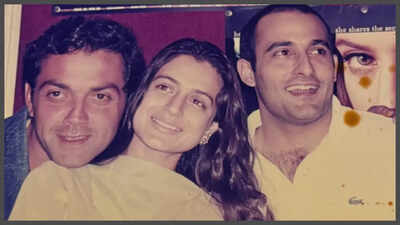 Ameesha Patel shares a precious throwback photo with ‘Humraaz’ co-stars Bobby Deol and Akshaye Khanna: ‘Before the premiere of…’ |