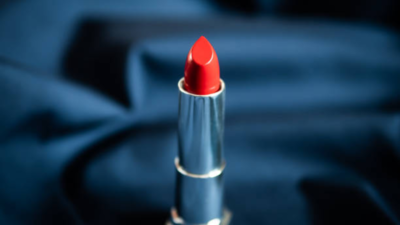 5 iconic shades of red lipstick every woman must have |