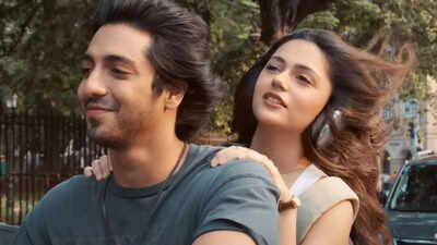 Saiyaara Full Movie Collection: ‘Saiyaara’ Box Office collection day 13: Ahaan Panday-Aneet Padda’s romantic drama directed by Mohit Suri mints Rs 7 crore on second Wednesday; inches closer to Rs 275 crore mark in India |