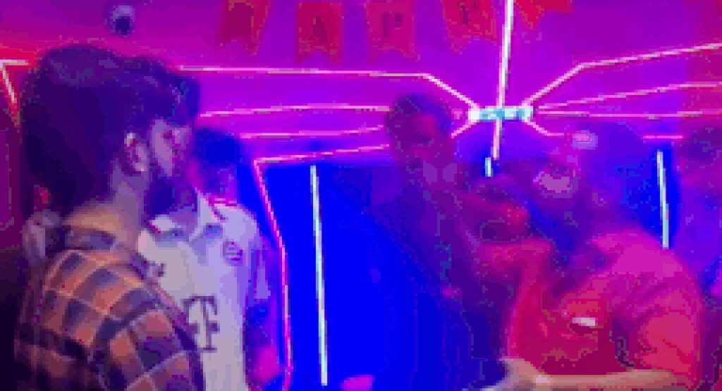 Caught on camera: MNS neta slaps Thane game zone owner; says kids steal from home, skip school to play games | Thane News