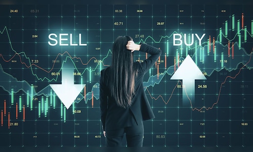 Stocks to Buy: EV producer gets two ‘buy’ recommendations for up to 32% upside