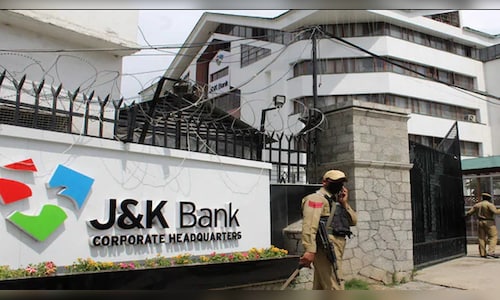 J&K Bank Q1 Results | Net profit surges 17% to ₹485 crore; asset quality improves