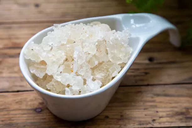 How to use Gond Katira as Collagen replacement to delay skin ageing