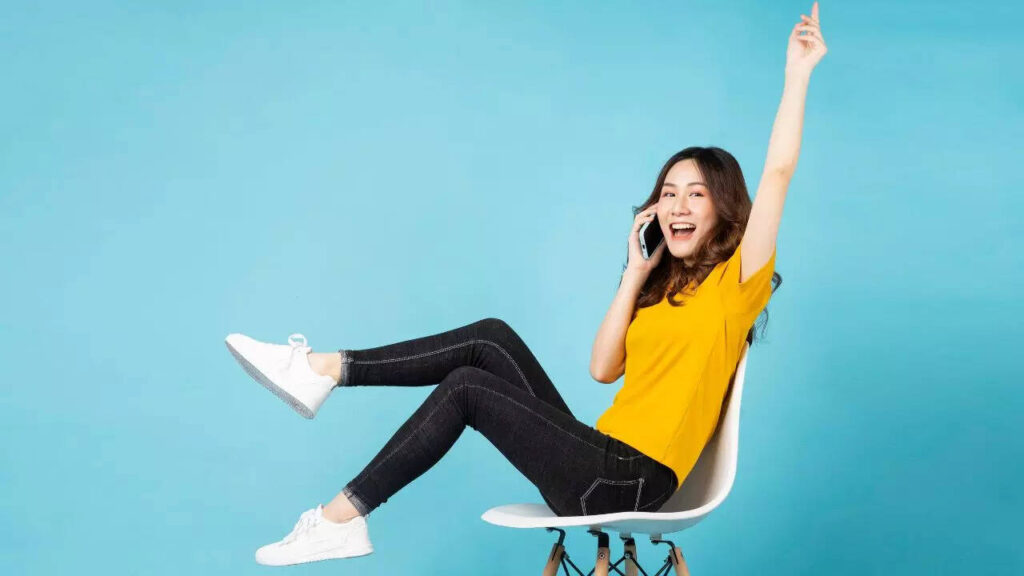 Are you intelligent, egocentric, or artistic? Here’s what your sitting posture reveals about you