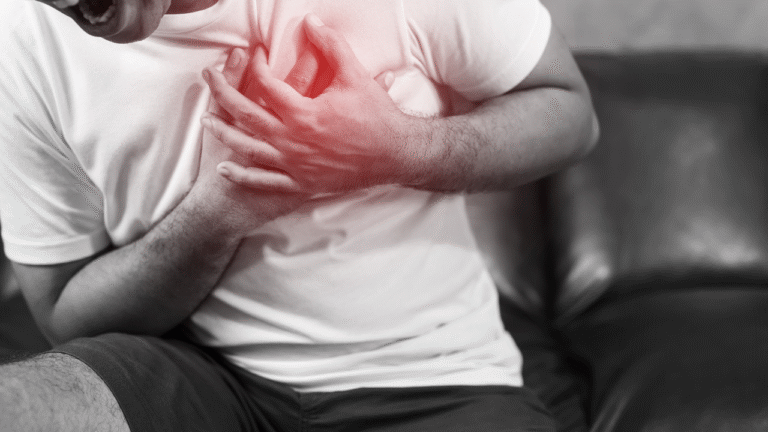 3 signs seen in the eyes that can predict a heart attack