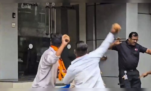 Police detain MNS workers before Marathi rally; protesters held inside banquet hall