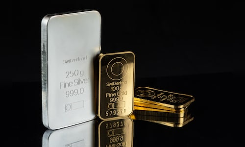 Silver beats gold in recent rally: Should you buy the white metal now