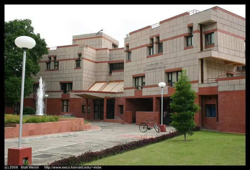 IIT-Kanpur’s Initiative Spotlighting Student Issues and Mental Health Awareness, ETEducation
