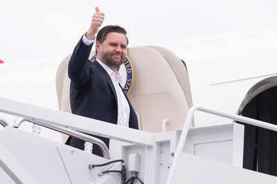 ‘What’s actually going on?’: Vance ‘obsessed’ with UFO sightings; wants to get ‘to the bottom’ of mystery