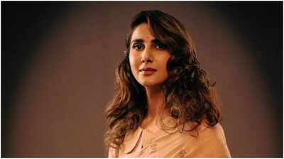 Vaani Kapoor opens up about her Bollywood struggle; Reveals she gave herself two years to succeed | Hindi Movie News