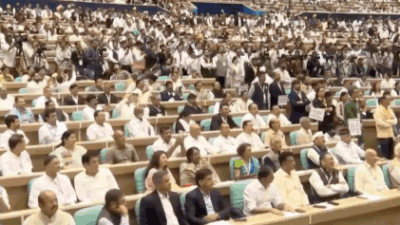 ‘Desh ka raja kaisa ho, Rahul Gandhi jaisa ho’ slogans at Congress conclave. Here’s how he reacted – video | India News