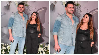 Arbaaz Khan is all smiles as pregnant wife Sshura Khan shows off her baby bump at his birthday celebrations with sister Arpita Khan Sharma- Pics |