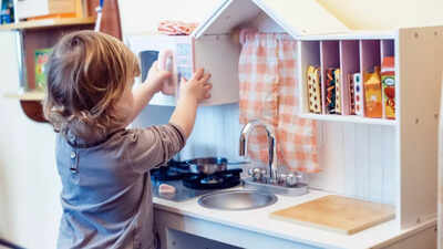 Nearly 200,000 kitchen set toys recalled after one reported death: Safety tips for parents |