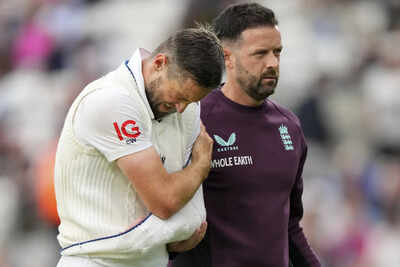 IND vs ENG 5th Test: Chris Woakes ready to bat left-handed if needed in Oval decider | Cricket News