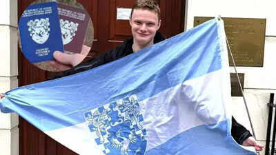 Meet the Roblox creator behind Free Republic of Verdis, the ‘world’s smallest country’ with 400 citizens and its own passports | World News