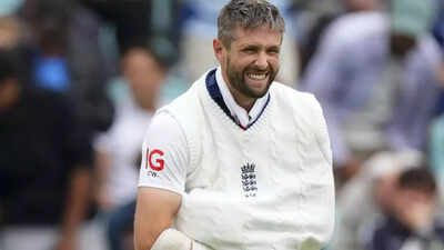 ‘Thank God, I didn’t face a 90mph bouncer one-handed’: Chris Woakes recalls ‘terror’ of walking out with dislocated shoulder | Cricket News