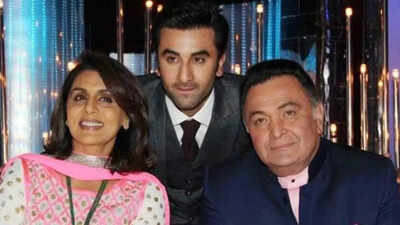 When Ranbir Kapoor spoke about witnessing his parents Rishi Kapoor and Neetu Kapoor fight and how it took an emotional toll on him as a child: ‘I remember sitting on staircase for four hours and hear them’ | Hindi Movie News