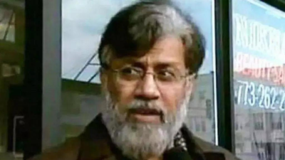 Court lets Rana talk to kin on getting new counsel | India News