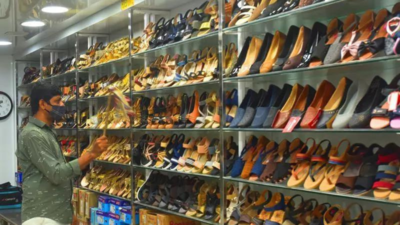 US tariffs: Shoemakers take measured steps