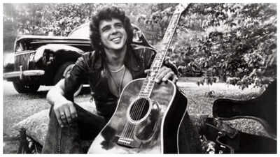 Bobby Whitlock, Dominos co-founder and music legend, passes away at 77 |