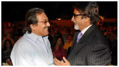 Osho’s brother reveals Vinod Khanna was ‘deeply jealous’ of Amitabh Bachchan: ‘Rajneesh said he is not missing his wife and kids…’ |