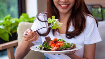 Does your brain really take 8 minutes to realise your stomach is full? |