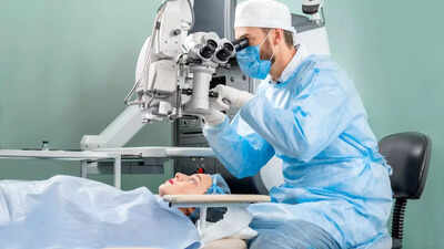 LASIK isn’t as safe as you think: Columbia doctor warns it can cause long-term vision loss |