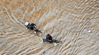 Heavy rain chokes Pune: City reels under 12-hour downpour; flooded roads, clogged drains, traffic jams everywhere | Pune News
