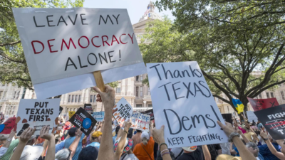 California is set to act fast after Texas advances congressional maps to boost Republicans