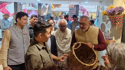Push for handicrafts: Textiles minister Giriraj Singh inaugurates retail hub in Delhi; ‘The Kunj’ envisaged as a model for initiatives nationwide | India News