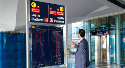 UAE: Dubai Transport Authority installs 9,000 new metro signs to improve passenger navigation | World News