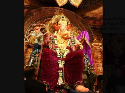 Purple dhoti, golden throne: Lalbaugcha Raja 2025’s grand reveal ahead of Ganesh Chaturthi will leave you awestruck! |