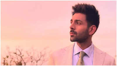 Kartik Aaryan set to star in zombie movie, directed by Vishnuvardhan – Reports | Hindi Movie News