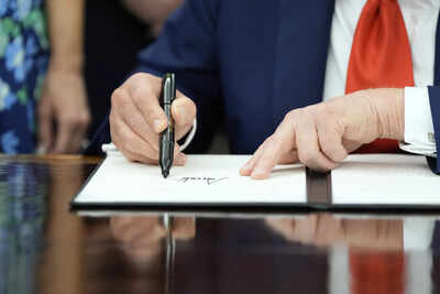 ‘You never see the person again’: Trump signs executive order to block cashless bail — why some call it fair, others dangerous