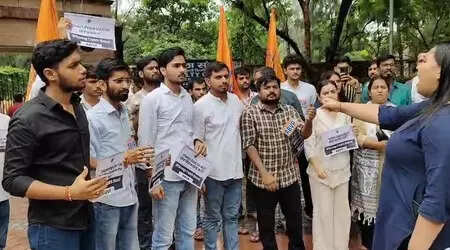 Delhi University’s Rs 1 lakh bond requirement for students’ union polls sparks protests, ETEducation
