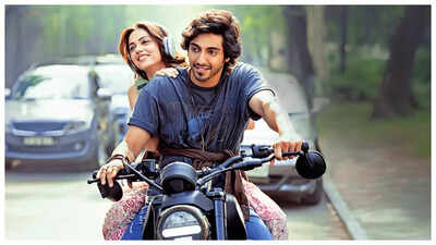 Mohit Suri, Ahaan Panday and Aneet Padda’s ‘Saiyaara’ holds its ground as it mints nearly Rs 6 crore since the release of ‘War 2’ and ‘Coolie’ | Hindi Movie News