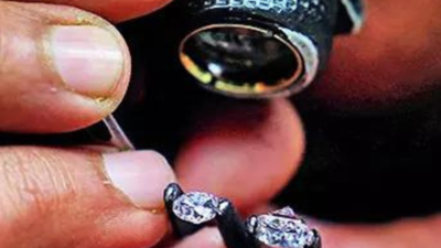 Gems and jewellery exporters reel as US tariffs kick in; seek urgent govt relief, Surat jobs in risk