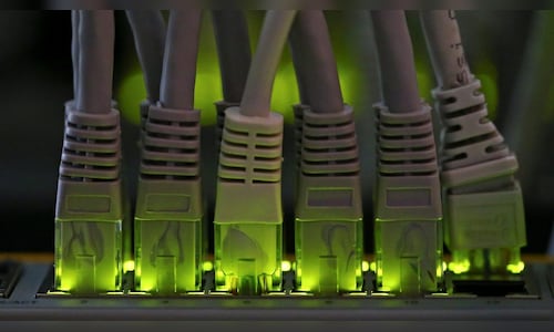 Stock Crash: Server maker shares plunge 16% after weak results, disappointing guidance